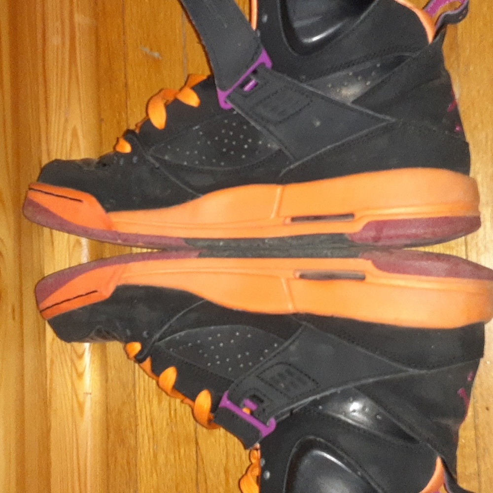 Jordan Flight 45 - Picture 5 of 7